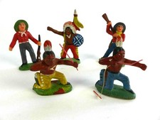 5 x seltene DDR Weichgummi ARI Indianer & Cowboy ca. 7,5 cm Figuren (W)