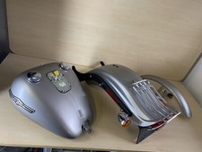 harley davidson night train lacksatz tank u. 2 fender, kotflügel 200er reifen