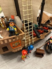 Playmobil Piratenschiff 3550 mit Figuren, Kanonen, Segeln & Zubehör
