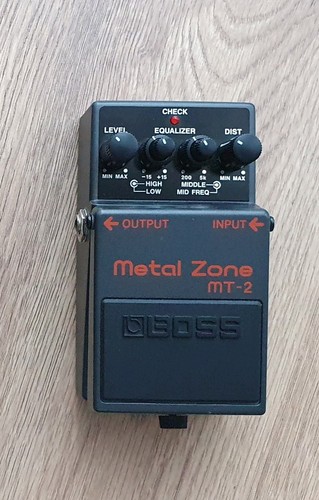 Boss metal zone mt2 - metal,