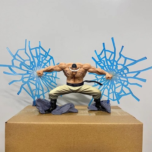 One piece whitebeard - 25,