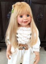 Künstlerpuppe Chrissi von