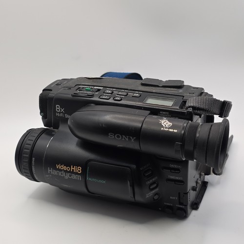 Videokamera sony ccd tr705e - videokamera, ccd-tr705e