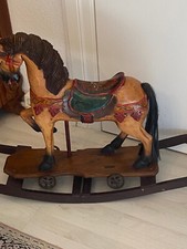 ANTIKES SCHAUKELPFERD VOLL-HOLZ HANDBEMALT TOLLE DEKO AUCH ZUM BENUTZEN