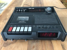 SANWA 5000 Vintage Kassettenspieler/ Radio/ Wecker DEFEKT f Ersatzteile / Resto