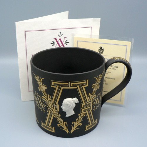Wedgwood victoria albert - victoria, &