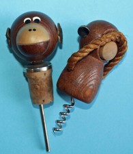Altes Teak Holz Set Affen Ausgießer Korkenzieher Carved Wooden Pourer Corkscrew