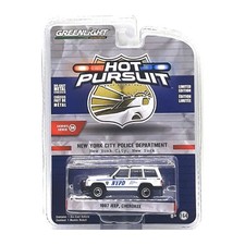 Greenlight 42960-C Jeep Cherokee "NYPD" weiss/blau 1997 - Hot Pursuit 38 Maßstab