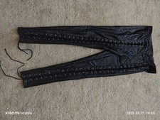 Sexy Imitat Leder Leggings Größe 8 mit geschrürten Beinen....