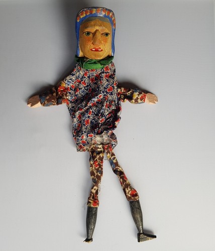 Alte handpuppe mit holzkopf - alte,
