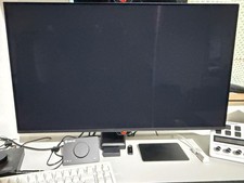 ASUS ROG Swift OLED PG32UCDM