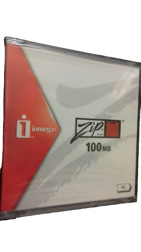Iomega zip 100mb disk - zip,