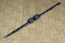 Rexroth Linearführung 30er mit 2x R165171420, L: 1097mm