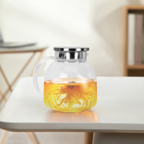 Glaskrug mit deckelgetränk - mit,