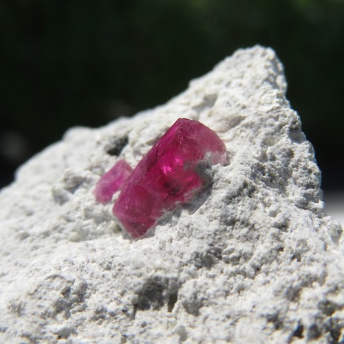 Mineralien sehr selten roter - selten,