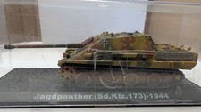 WW2 German Jagdpanther (Sd.Kfz.173) - 1944 1:72 Diecast Model w/Display Case