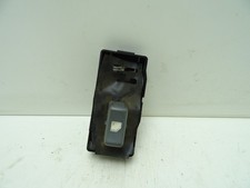 SWITCH FOR ELECTRIC RIGHT