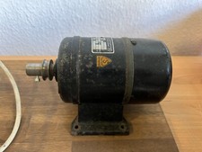 Elektromotor VEM 220 V 18 W 2000 U/min