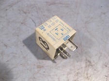 Opel Frontera B: Relais für Autotelefon, vierpolig, GM 09114583 *IB