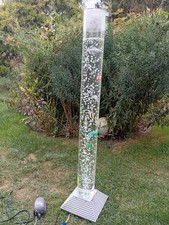 Wassersäule mit 7 Fischen  und Multicolor Beleuchtung