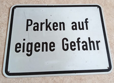altes Schild Zusatzschild