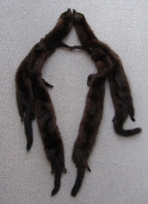 Alter echter Nerz Pelzkragen mit Kopf und Schwanz aus 4 Nerzen - wie neu