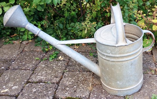 Alte grosse zink giesskanne - grosse,