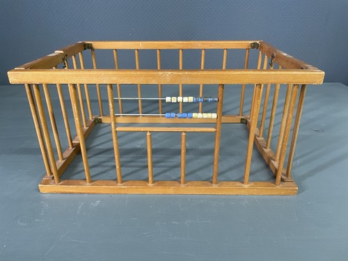 Uralter puppen laufstall - puppen,