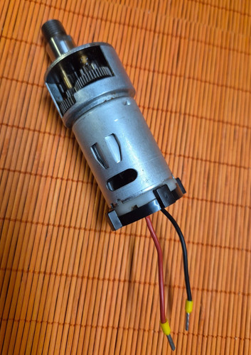 Kräftiges volt - 12,