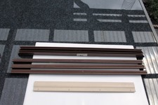 Wohnwagen Tisch + Bodenleisten