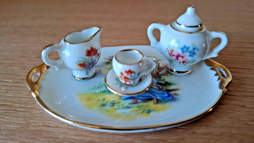 Limoges france miniatur - limoges, france,