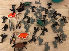 Konvolut Pferde/Ritterfiguren Plastik 
