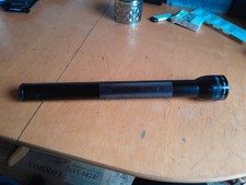 Maglite 5d LED Mit Batterien (Neu Gekauft VARTA) Ersatz Standard Birne