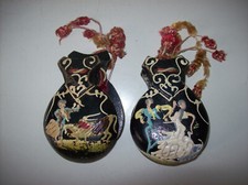 Paar zwei alte Kastanien -