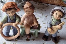 GROSSE GOEBEL FIGUREN -NINA &