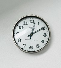 Vintage Quartz Clock Peweta Hamburg Retro Watch Bauhaus Germany