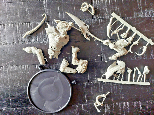 Mierce miniatures beastmen - mierce,