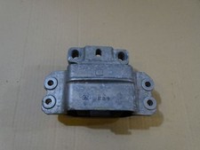 VW Golf V 5 Motorlager Motorhalter links 1K0199555