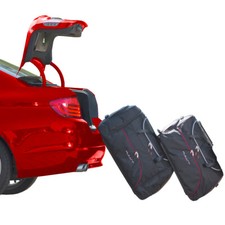 Reisetaschen zum Kofferraum