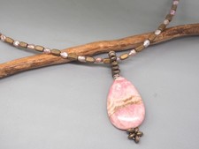 Schlamm rosa Perlenkette mit