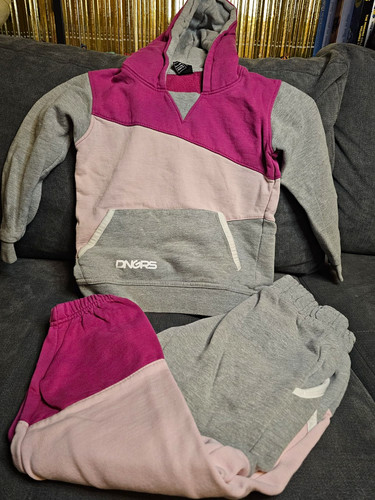 Kleidungsset pulli hose - kleidungsset,