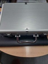 Pokerspiel Neu Im Koffer