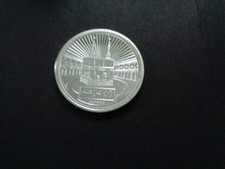 EINE UNZIRKULIERTE MÜNZE ARABISCHE EMIRATE 10 DIRHAM SILBER 30 GRAMM 999/ 1000