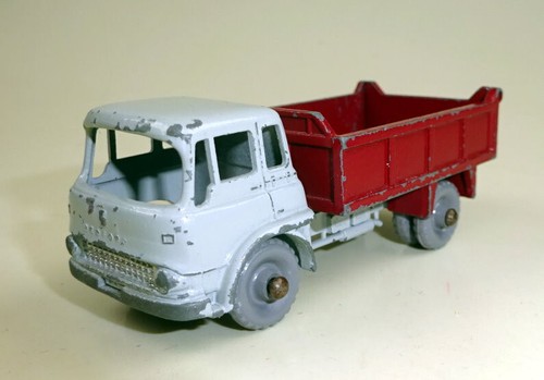 Matchbox 03b bedford - rw, tipper