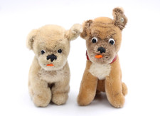 2x Steiff Mopsy ? Plüschtier Hund mit Knopf Mops sitzend Vintage alt H 12 cm