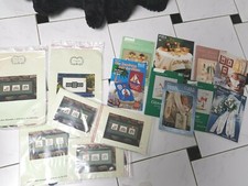 5x dänische Stickerei mit Garn + mehrere Hefte mit Stickvorlagen, ohne Garn