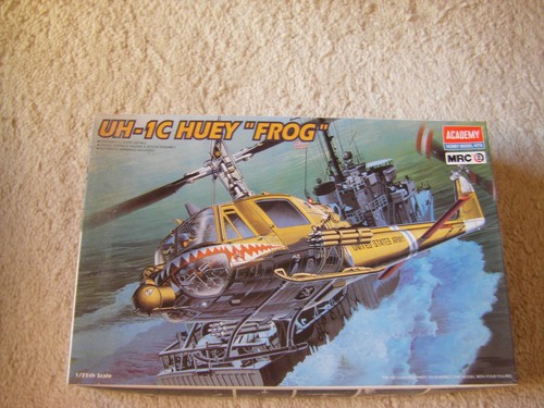 Huey hubschrauber - ,