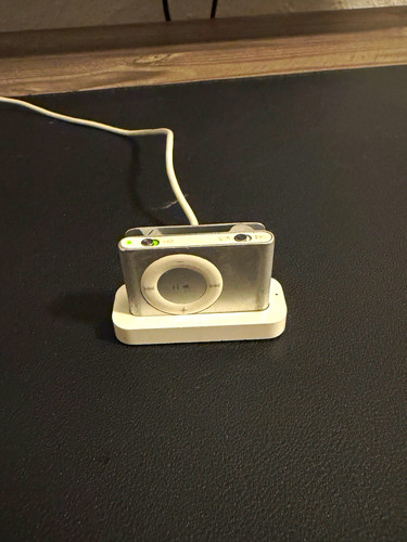 Apple ipod shuffle - ipod,