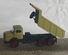 Märklin grauer Muldenkipper LKW Mercedes aus 48692 Das Werk Schuco Modell