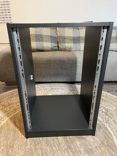 Thon studio rack 16u black - 16u, 50